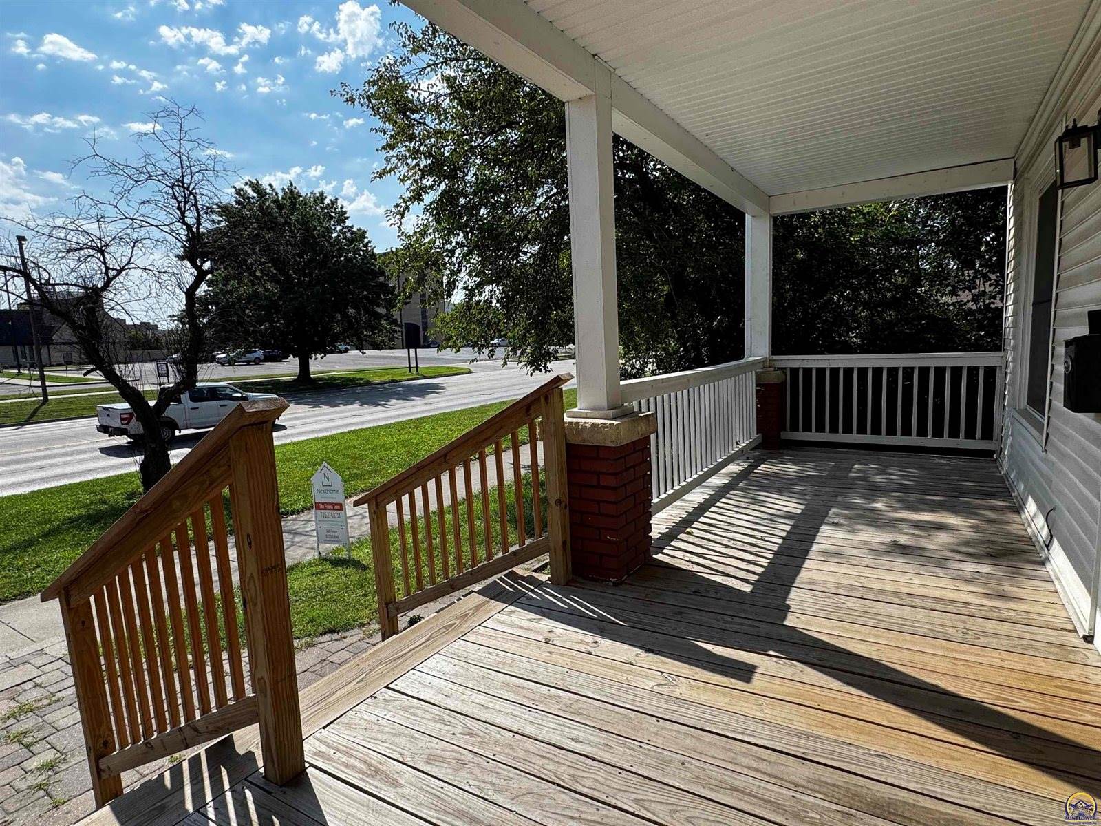 609 SW Topeka BLVD, Topeka, KS 66603