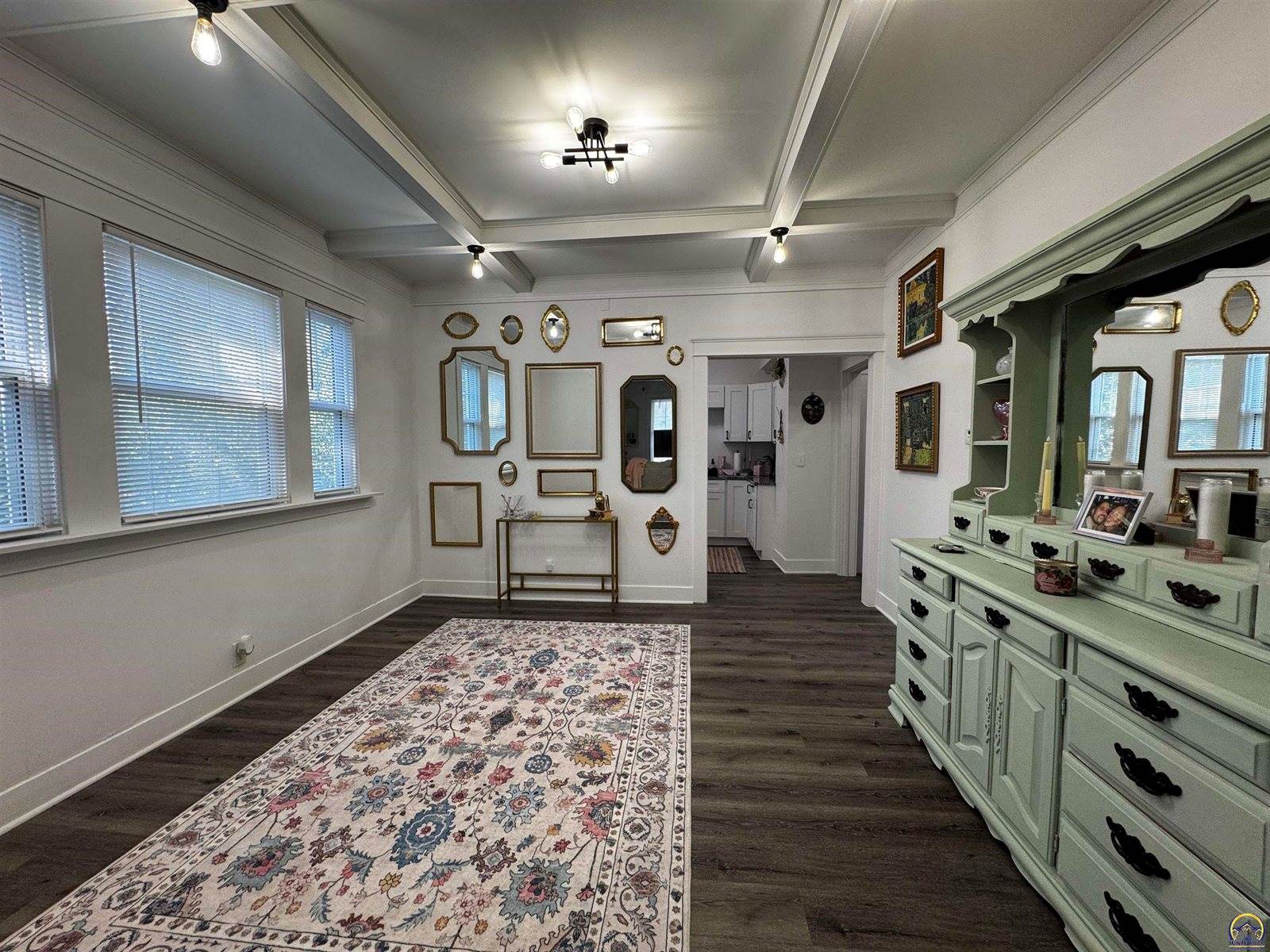 609 SW Topeka BLVD, Topeka, KS 66603