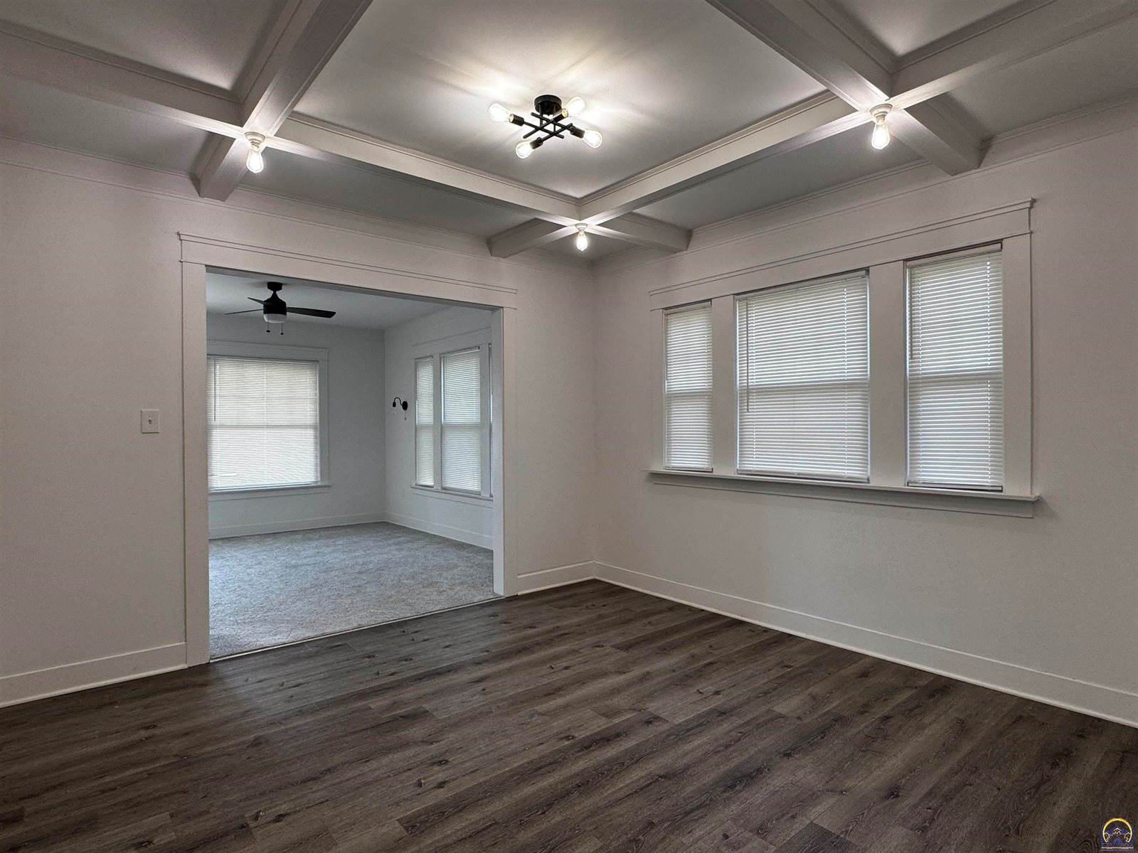 609 SW Topeka BLVD, Topeka, KS 66603