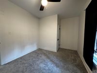 609 SW Topeka BLVD, Topeka, KS 66603