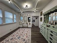 609 SW Topeka BLVD, Topeka, KS 66603