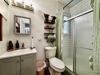 609 SW Topeka BLVD, Topeka, KS 66603