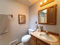 5426 70th Avenue NE, Olympia, WA 98516