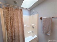 5426 70th Avenue NE, Olympia, WA 98516