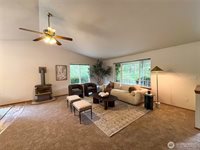 5426 70th Avenue NE, Olympia, WA 98516