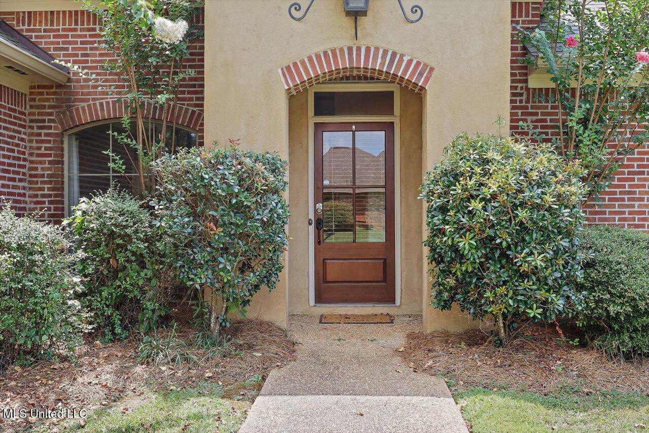 113 West Pinebrook Drive, Brandon, MS 39047