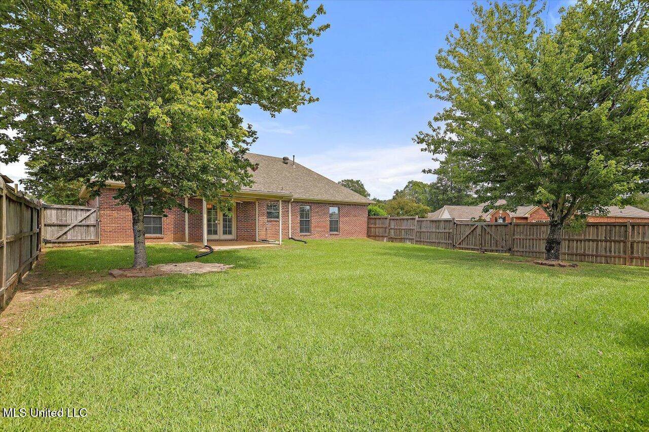 113 West Pinebrook Drive, Brandon, MS 39047