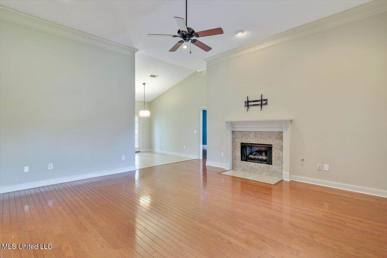 113 West Pinebrook Drive, Brandon, MS 39047