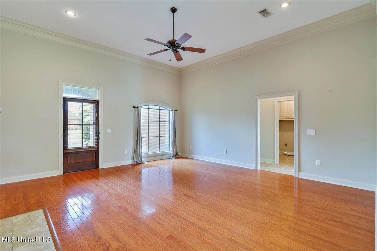 113 West Pinebrook Drive, Brandon, MS 39047