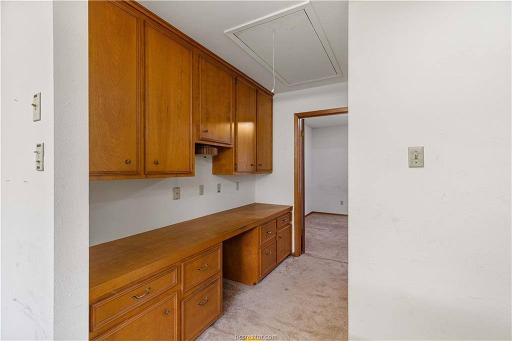 601 Cache Cove, Bryan, TX 77802