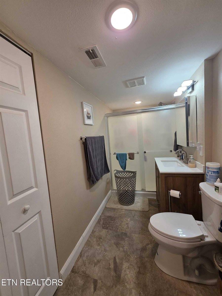 1725 Red Bone Way, Sevierville, TN 37876