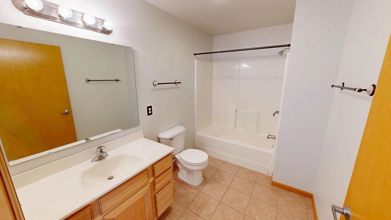 100 Edward STREET #4, Fort Atkinson, WI 53538