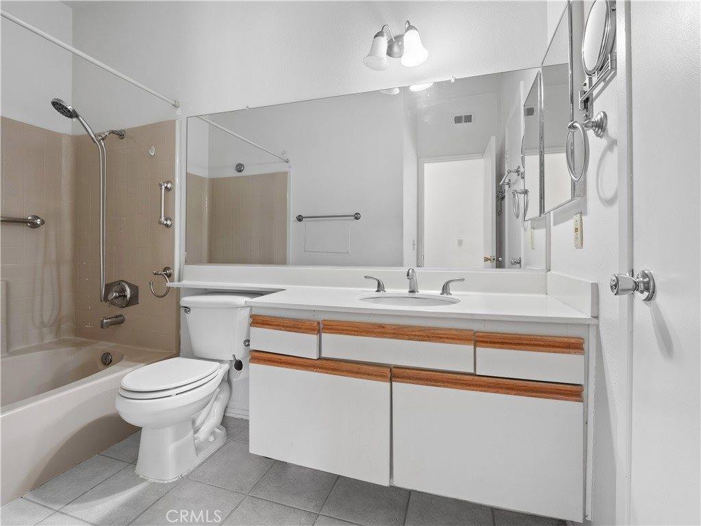 27644 Susan Beth Way, Saugus, CA 91350