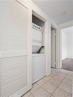 27644 Susan Beth Way, Saugus, CA 91350