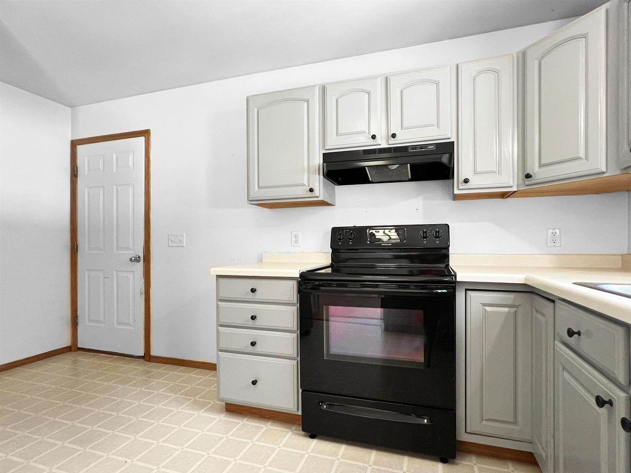 20 Barbara Ann Drive, Reedsburg, WI 53959