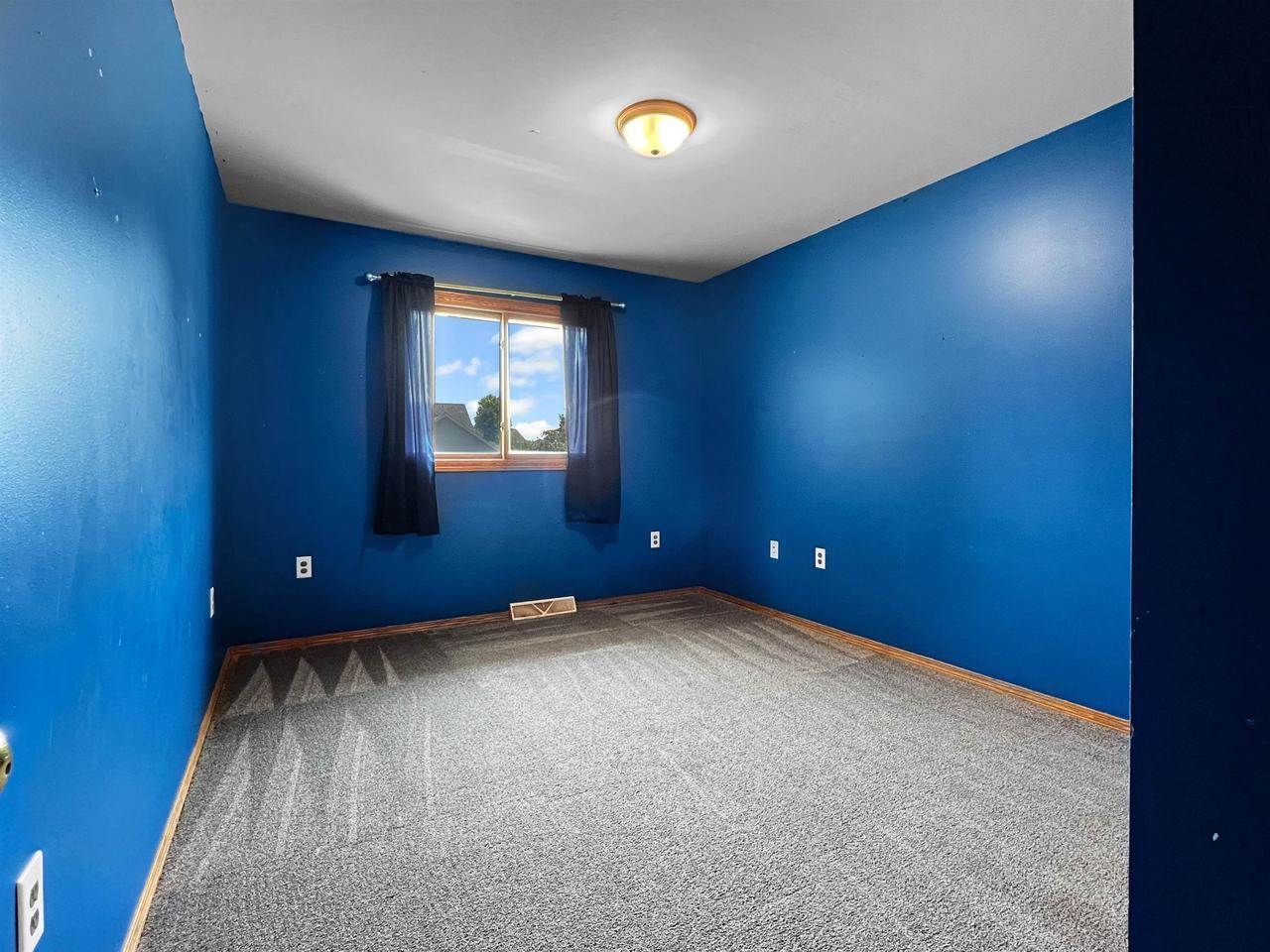 20 Barbara Ann Drive, Reedsburg, WI 53959