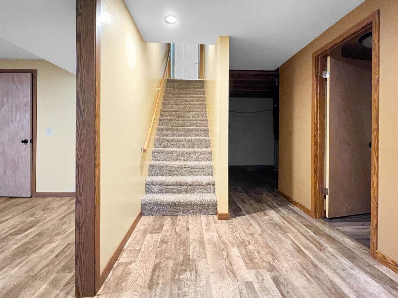 20 Barbara Ann Drive, Reedsburg, WI 53959