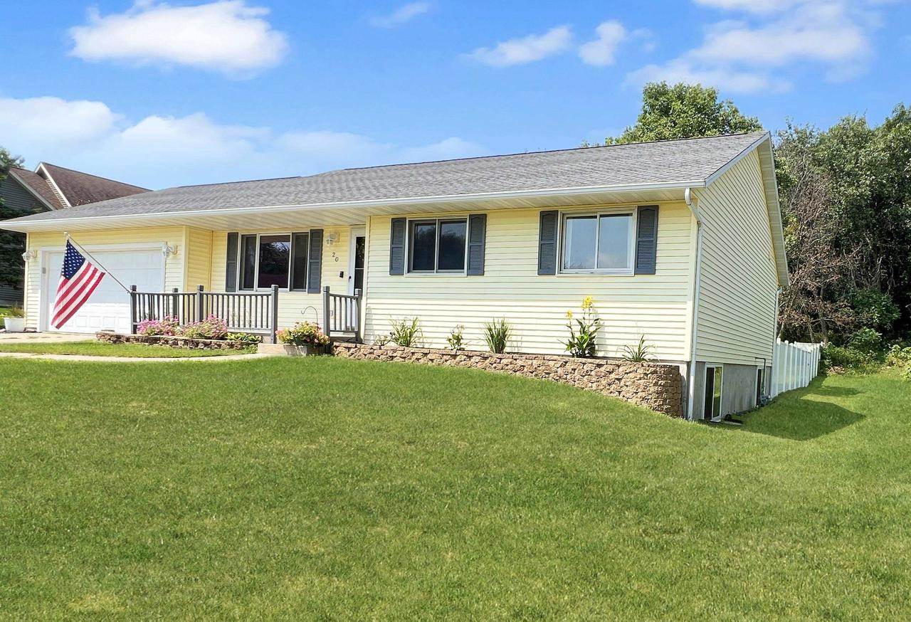 20 Barbara Ann Drive, Reedsburg, WI 53959