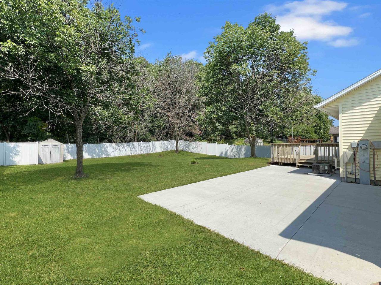 20 Barbara Ann Drive, Reedsburg, WI 53959