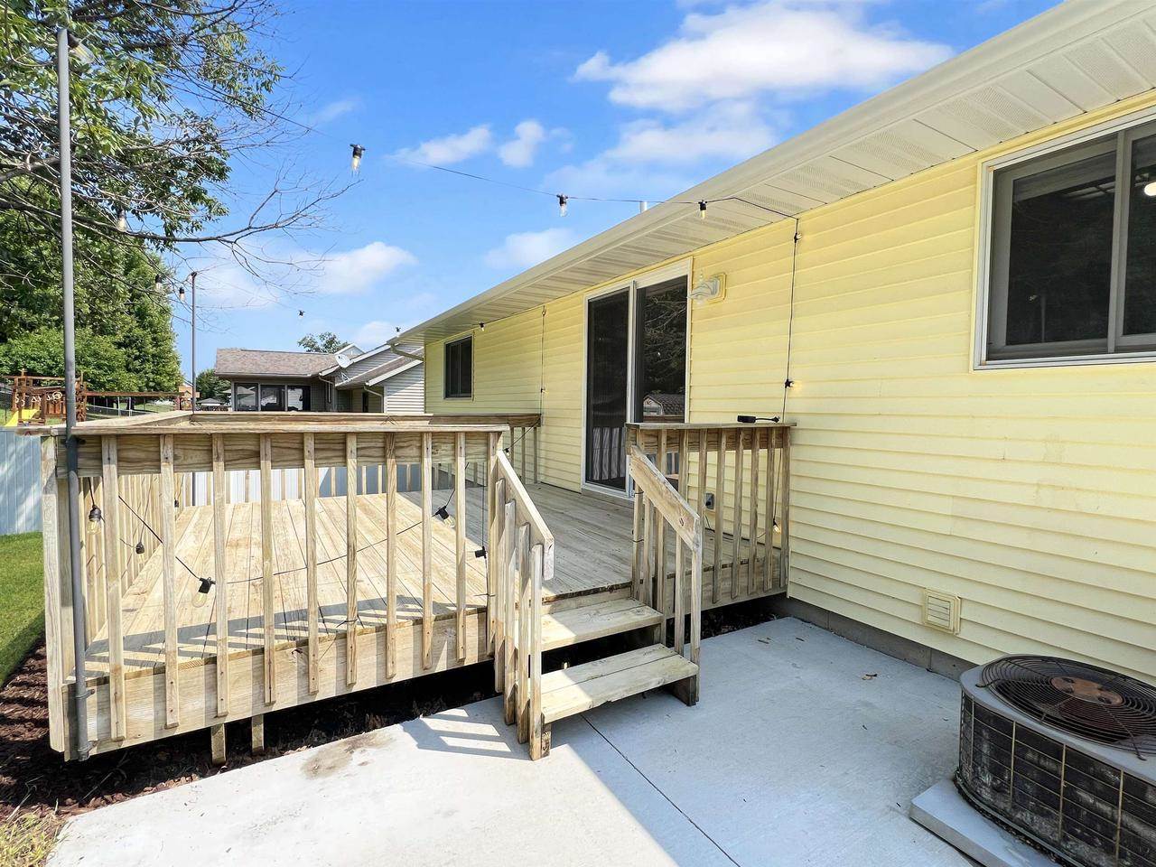 20 Barbara Ann Drive, Reedsburg, WI 53959