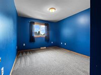 20 Barbara Ann Drive, Reedsburg, WI 53959