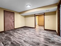 20 Barbara Ann Drive, Reedsburg, WI 53959