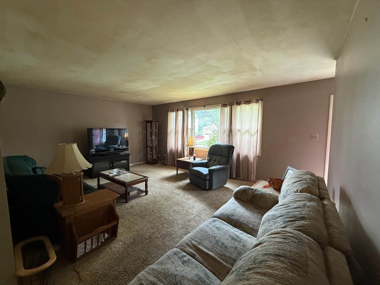 236 West Winnifred Street, Freeport, IL 61032