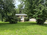 236 West Winnifred Street, Freeport, IL 61032