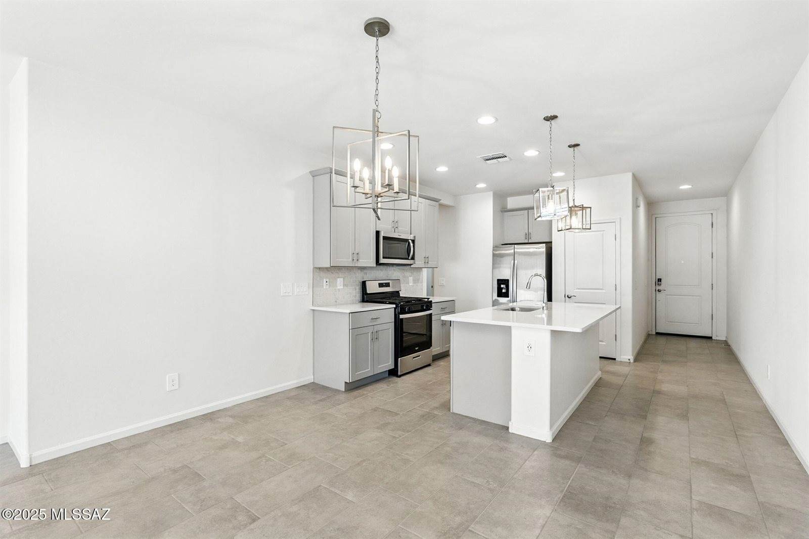 10359 West Zimmerman Street, Marana, AZ 85653