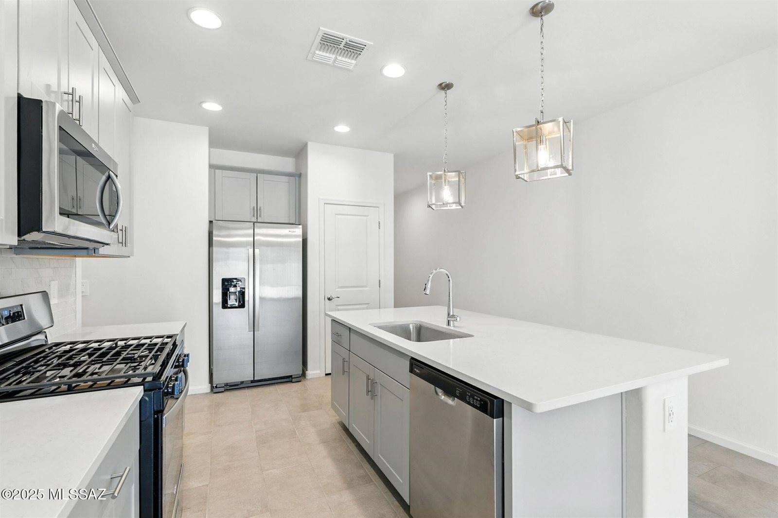 10359 West Zimmerman Street, Marana, AZ 85653