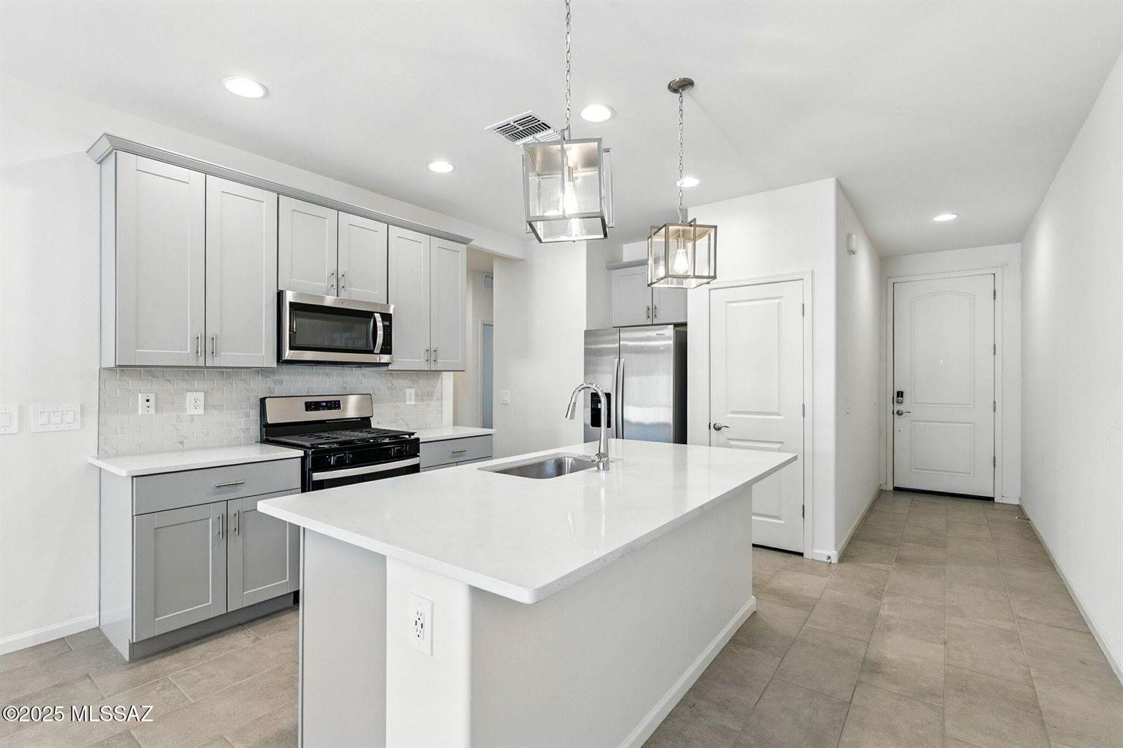 10359 West Zimmerman Street, Marana, AZ 85653