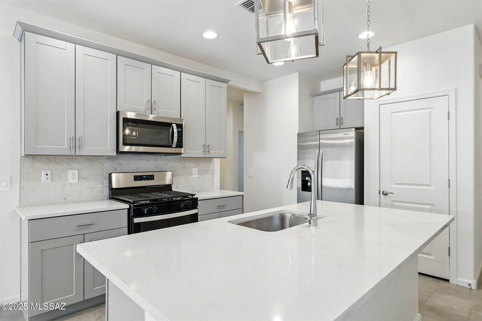 10359 West Zimmerman Street, Marana, AZ 85653