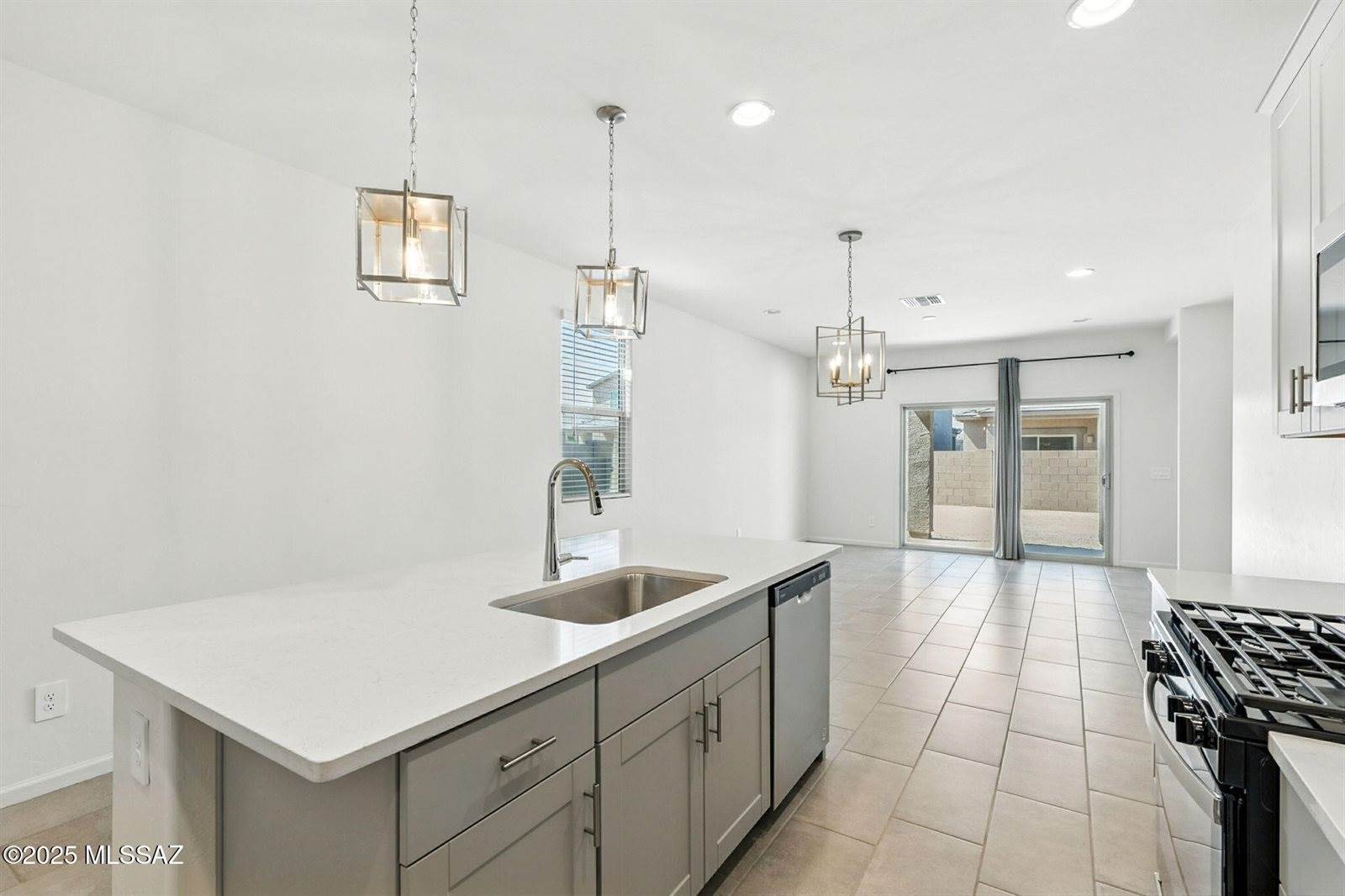 10359 West Zimmerman Street, Marana, AZ 85653