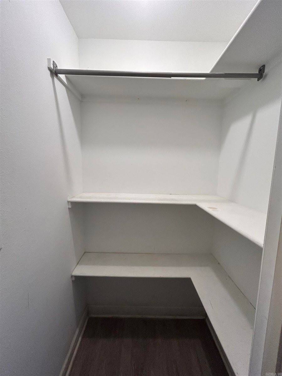 612 W Sixth Street, Conway, AR 72032