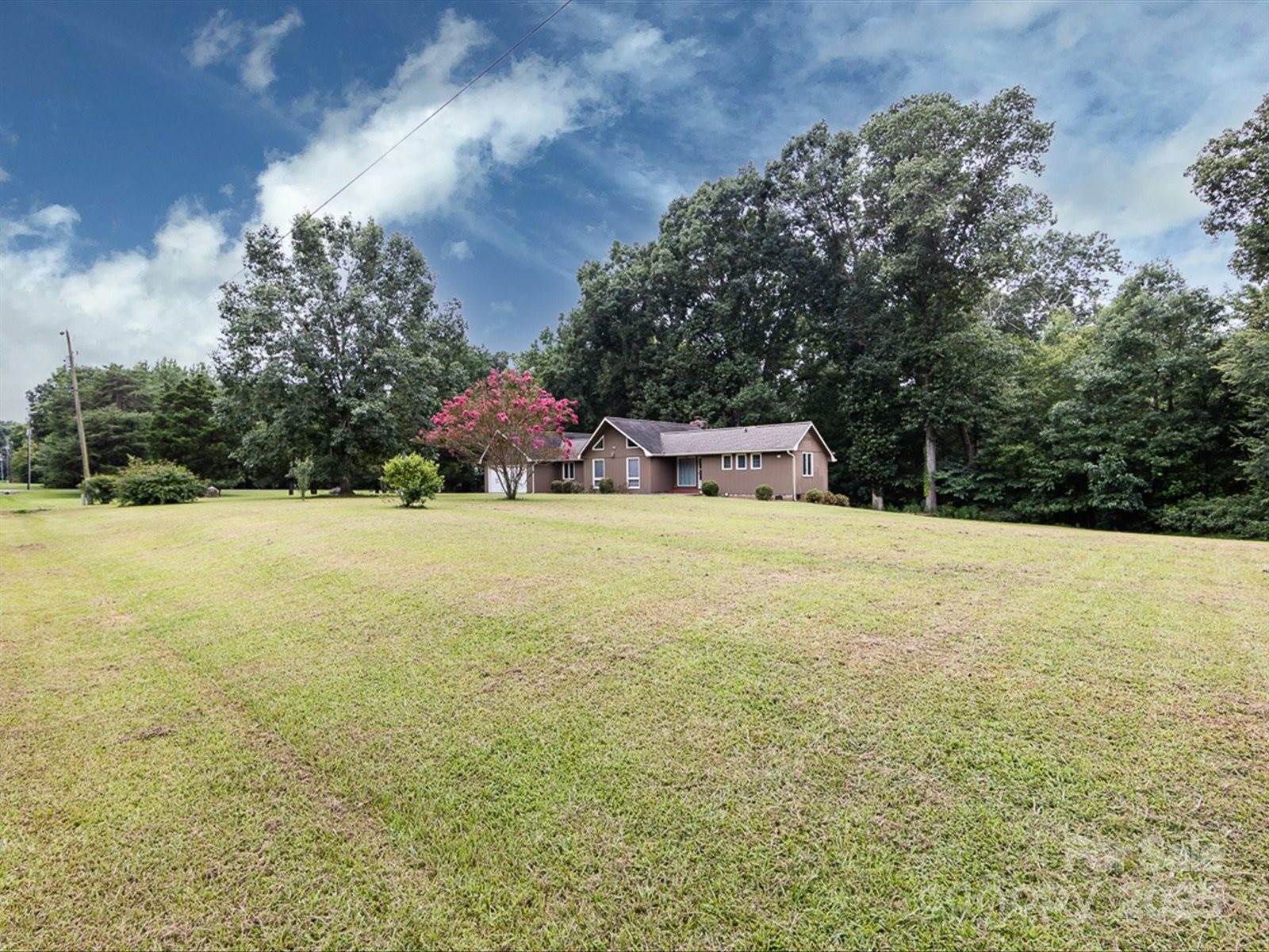 2923 Brooks Mill Lane, Wingate, NC 28174