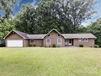 2923 Brooks Mill Lane, Wingate, NC 28174