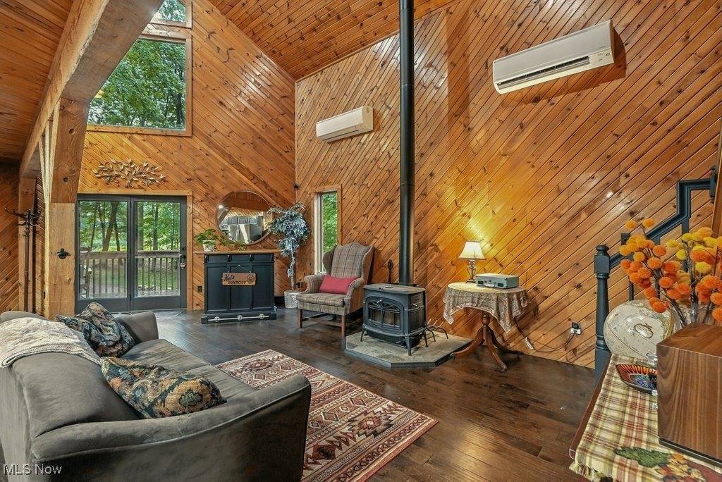 6711 Booth Road, Ravenna, OH 44266