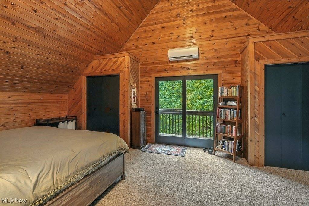 6711 Booth Road, Ravenna, OH 44266