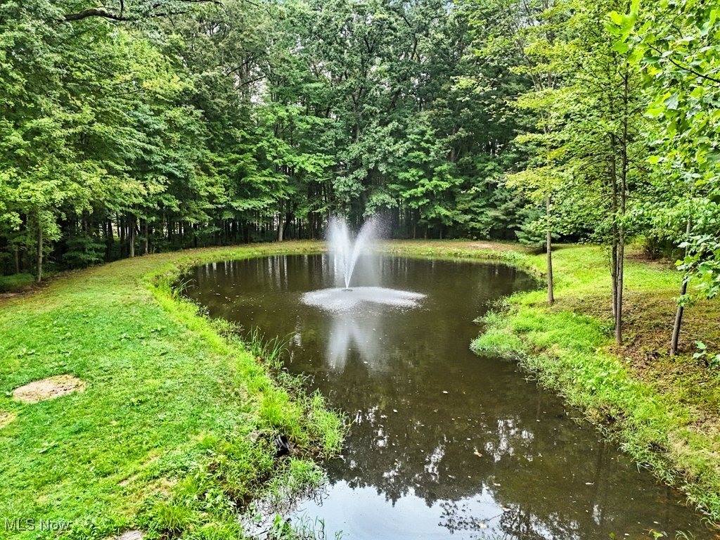 6711 Booth Road, Ravenna, OH 44266