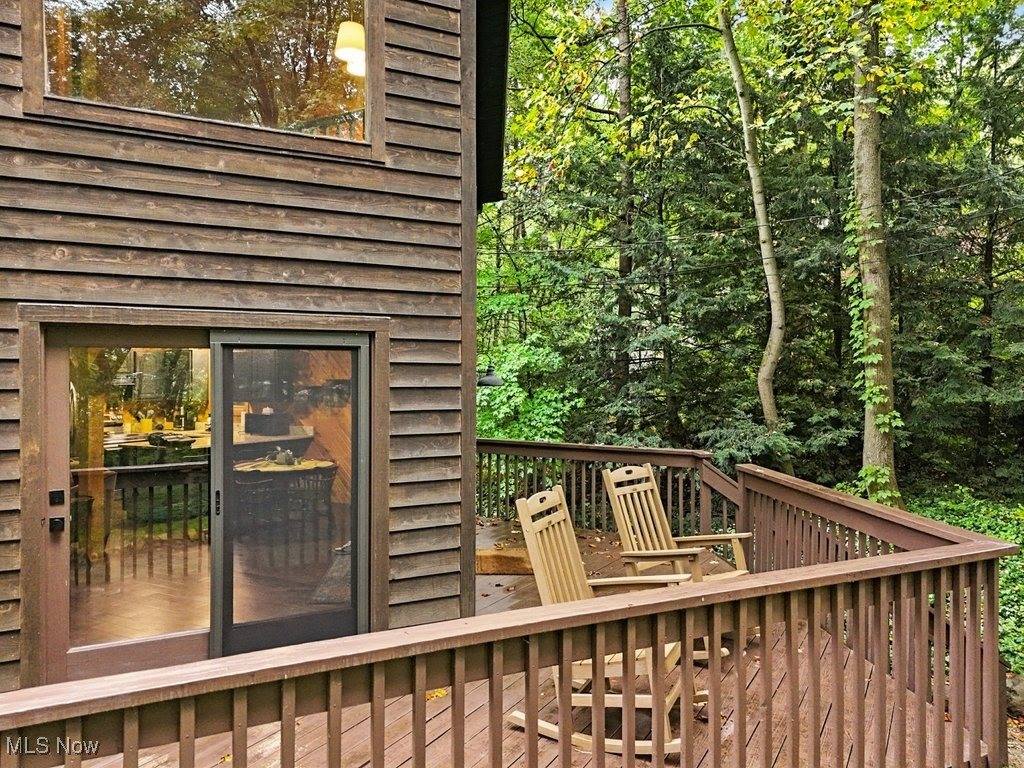 6711 Booth Road, Ravenna, OH 44266