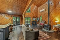 6711 Booth Road, Ravenna, OH 44266