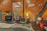 6711 Booth Road, Ravenna, OH 44266