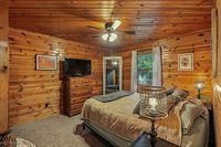 6711 Booth Road, Ravenna, OH 44266