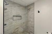 6711 Booth Road, Ravenna, OH 44266