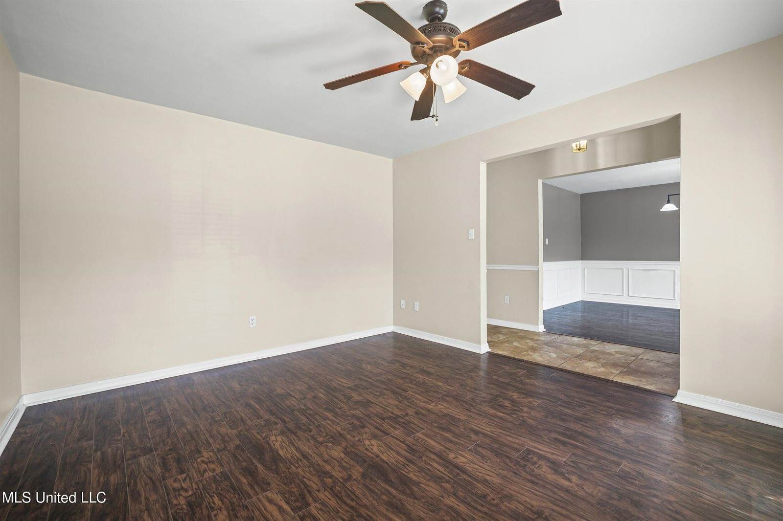 26 Lakeview Drive, Ocean Springs, MS 39564