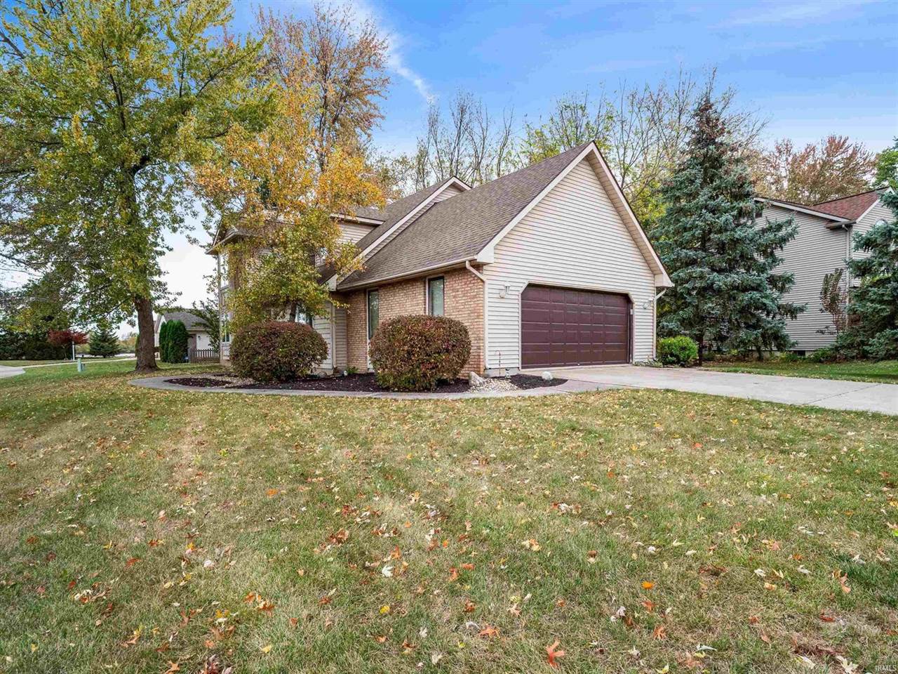 6725 Lakewood Court, Fort Wayne, IN 46819