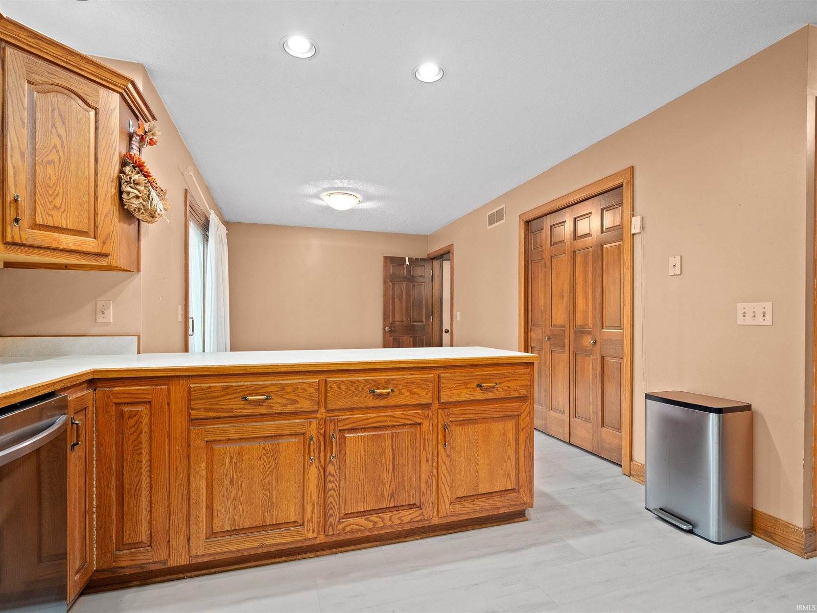 6725 Lakewood Court, Fort Wayne, IN 46819