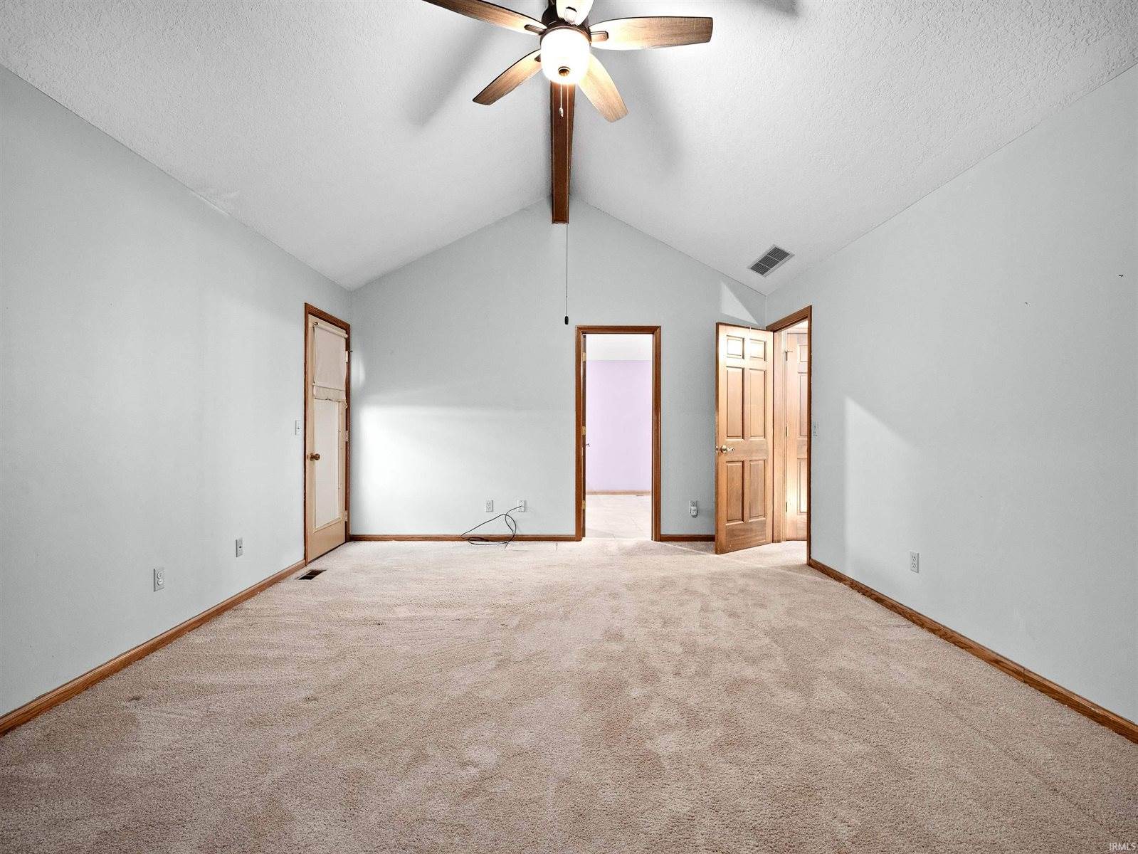 6725 Lakewood Court, Fort Wayne, IN 46819