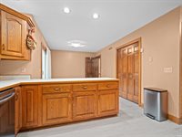 6725 Lakewood Court, Fort Wayne, IN 46819