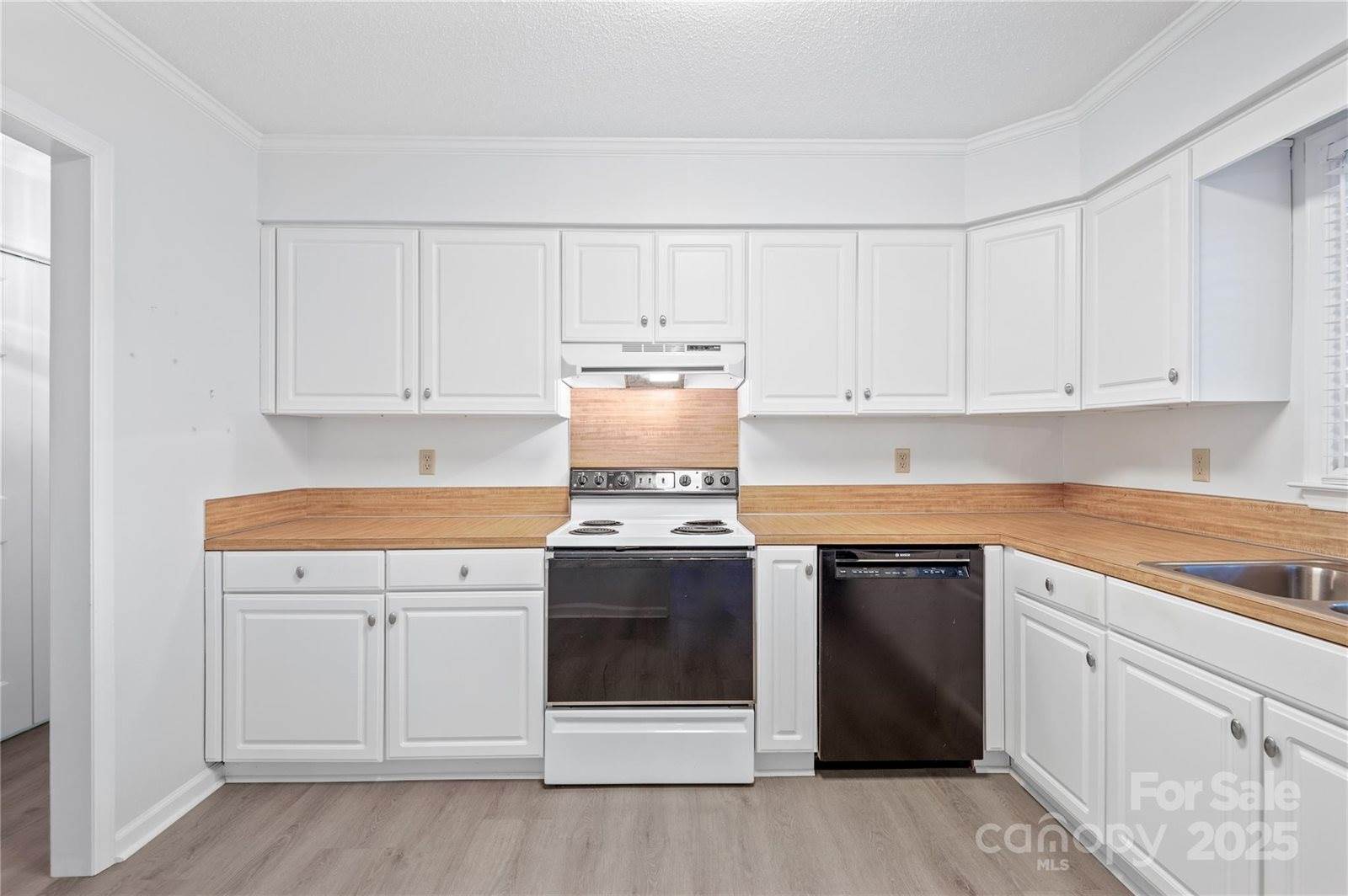 1838 Robinwood Road, Gastonia, NC 28054